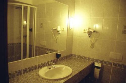 Gottwald Hotel Tatabánya Quarto foto